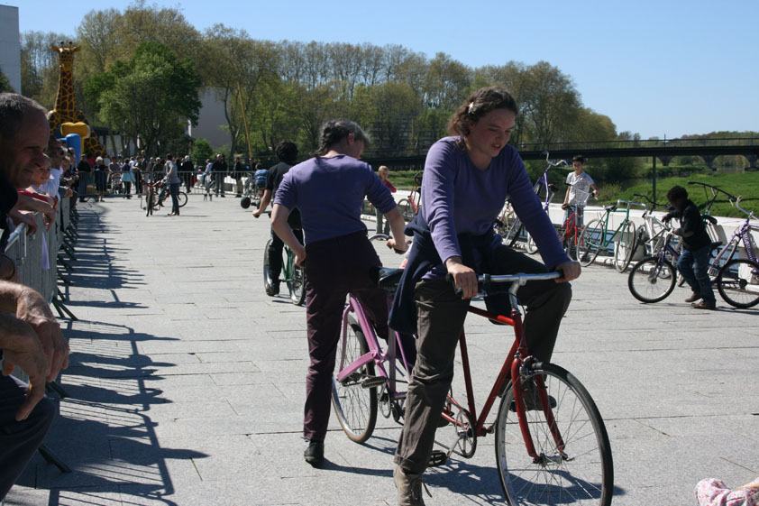 Animation vélos rigolo tandem production